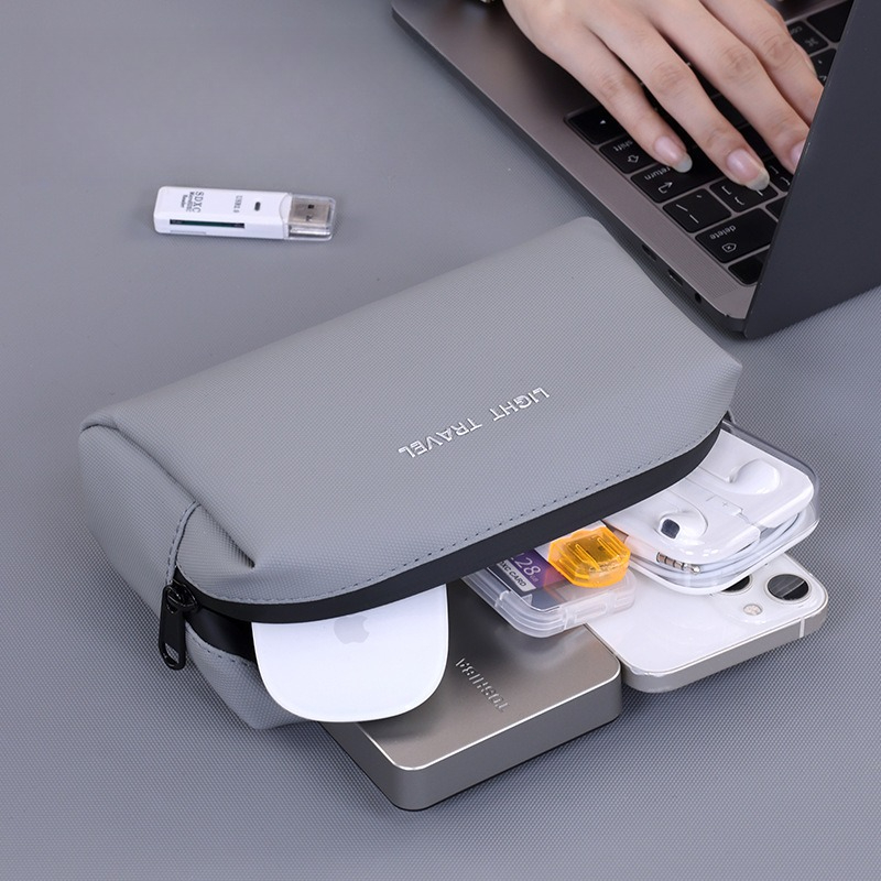 حقيبة منظم محمولة مقاومة للماء - مراجعة Travel Accessories Bag وسعره