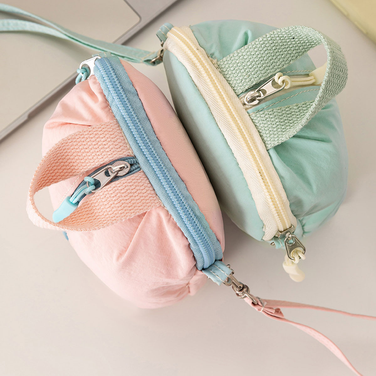 حقيبة تخزين صغيرة ومحمولة للمل - مراجعة Travel Accessories Bag وسعره