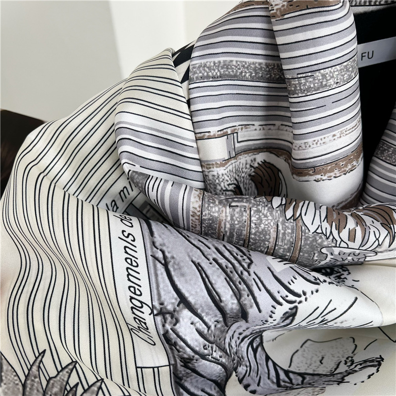 أوشحة حريرية كبيرة من ماركات م - مراجعة Travel Accessories Neck وسعره