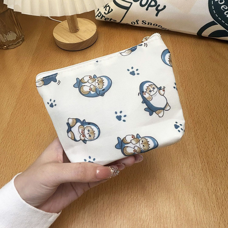حقيبة مكياج على الطراز اليابان - مراجعة Travel Accessories For Japan وسعره