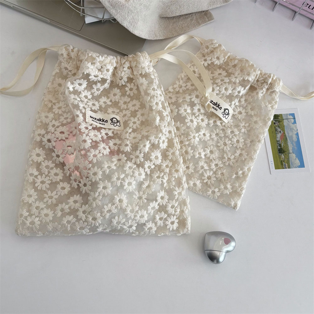 حقيبة مكياج شبكية مطرزة بالدان - مراجعة Travel Accessories Bag وسعره