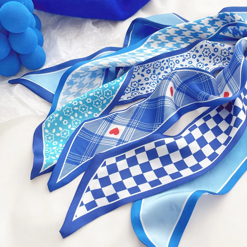 وشاح حريري أزرق كلاين جديد بنق - مراجعة Travel Accessories Neck وسعره