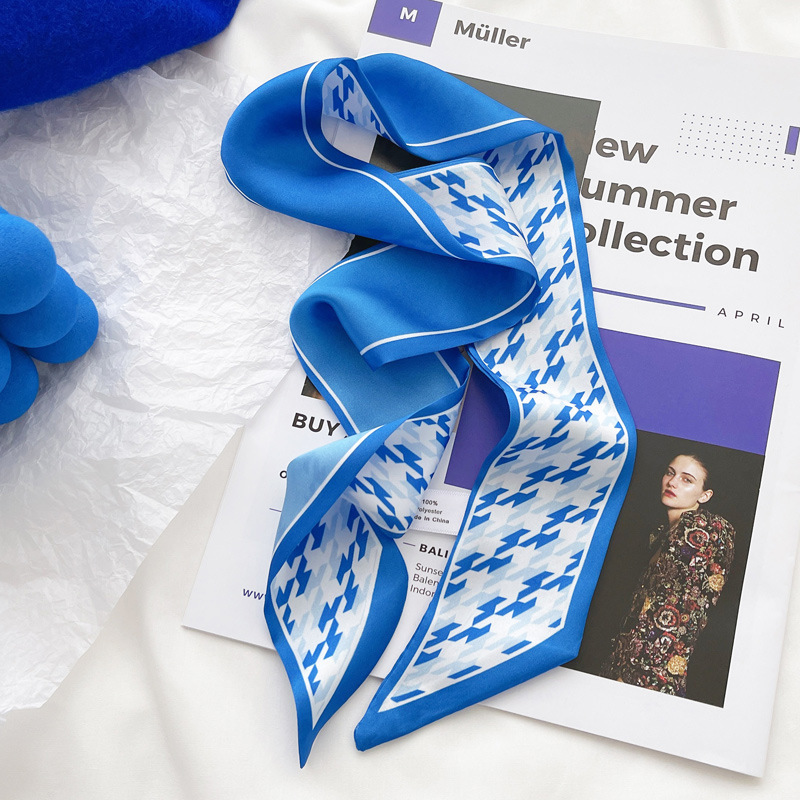 وشاح حريري أزرق كلاين جديد بنق - مراجعة Travel Accessories Neck وسعره